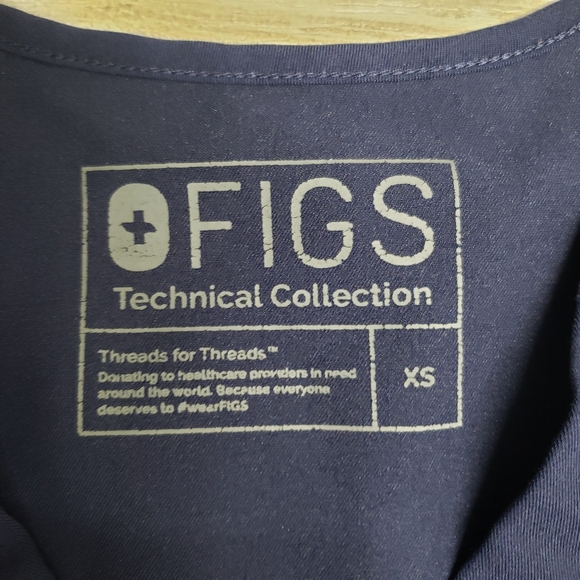 FIGS Technical Collection Navy Blue Medical Scrub Set Size XS V-Neck Pocket - Picture 2 of 13